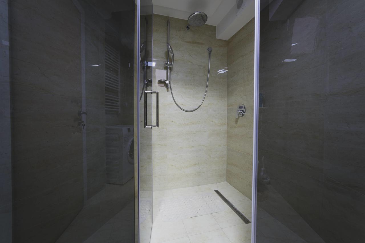 Apartments Kovac Tivat Exterior foto