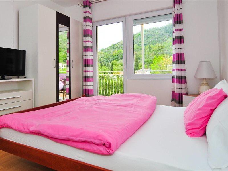 Apartments Kovac Tivat Exterior foto